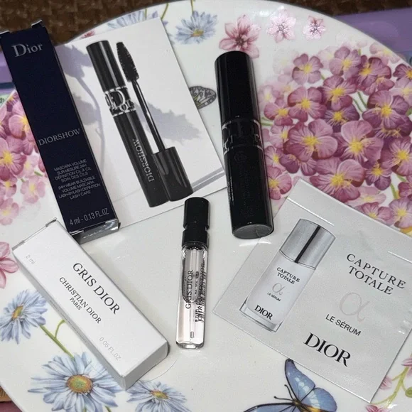 Dior Makeup Set with White and Black Accents - Picture 4 of 8